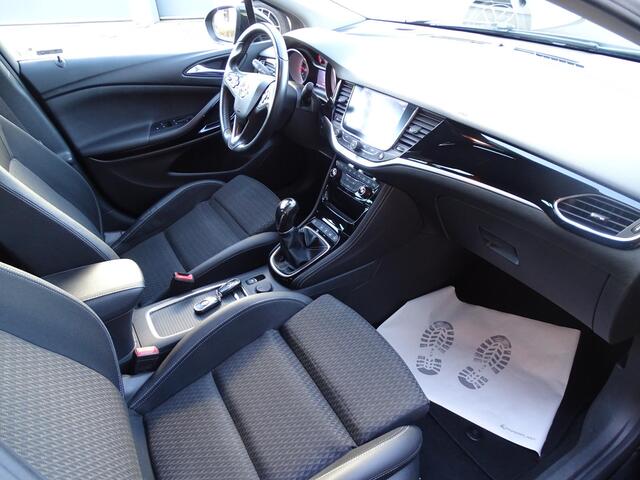 Opel ASTRA 1.0 Innovation 6-bak| MULTIMEDIA| NAVIGATIE| AIRCO/ECC| CRUISECONTROL| CAMERA| SPORT STOELEN| PARKEERSENSOREN