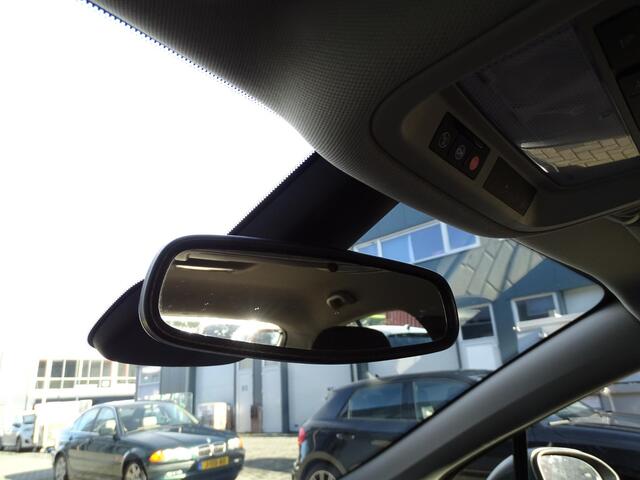 Opel ASTRA 1.0 Online Edition AUTOMAAT | DODEHOEK DETECTIE | NAVIGATIE | ACHTERUIT RIJ CAMREA | PARKEER SENSOREN | KEYLESS GO/ENTRY | APPLE CARPLAY / ANDROID | CRUISE CONTROL | AIRCO\ECC | LED |