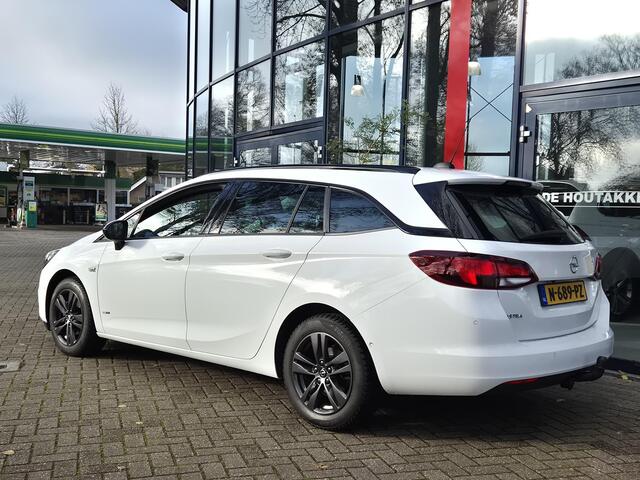 Opel ASTRA Sports Tourer 1.2 Design & Tech | Navigatie | Trekhaak | Climate Control | Cruise Control | Licht metalen velgen