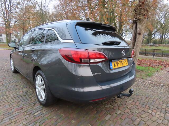 Opel ASTRA Sports Tourer 1.0 Business+ Achteruitrijcamera Carplay Navigatie Trekhaak Pdc Climatecontrol Cruisecontrol