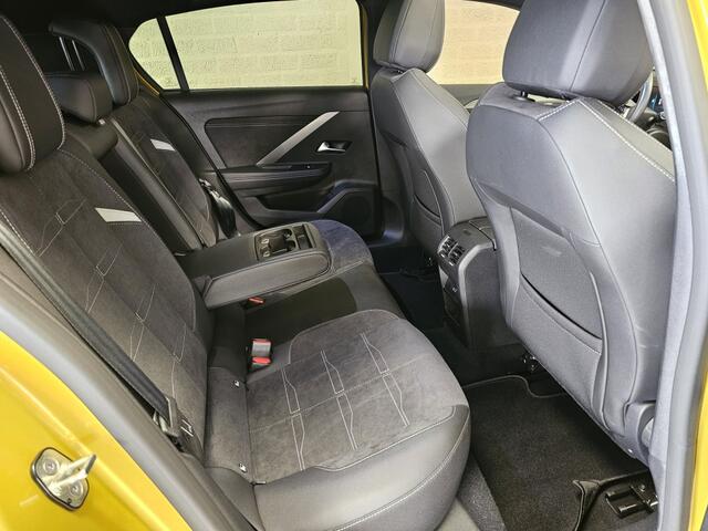 Opel ASTRA 1.2 Turbo (130Pk) Ultimate Intro Schuif/Kantel Navi Géén Aflever