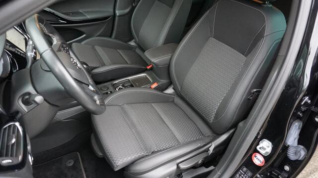Opel ASTRA 1.6 Turbo 200pk 5Drs Innovation LED Navi Afn.Trekhaak 17inch LM Sportstoelen A-Camera Keyless 1e Eigenaar *NL auto* 63428km!