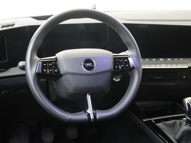 Opel ASTRA 1.2 Turbo GS