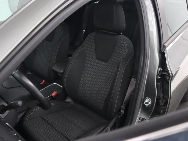 Opel ASTRA 1.6 CDTI Online Edition | Trekhaak | Carplay | Navigatie | Climate control | Comfortstoelen | 18'' | Parkeerhulp | Cruise control | Bluetooth