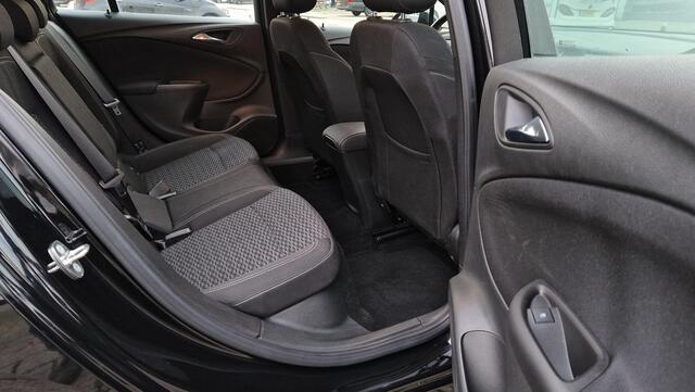 Opel ASTRA Sports Tourer 1.0 Online Edition