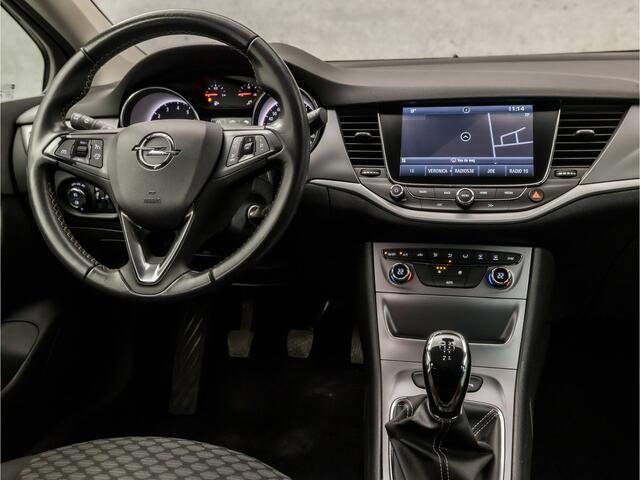Opel ASTRA Sports Tourer 1.0 Sport (APPLE CARPLAY, GROOT NAVI, CLIMATE, TREKHAAK, SPORTSTOELEN, GETINT GLAS, PARKEERSENSOREN, NIEUWSTAAT)