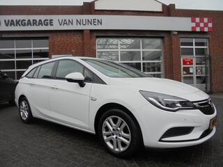 opel-astra-1.0-online-editiontrek