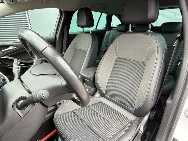 Opel ASTRA Sports Tourer BWJ 2021 | 1.2T 131PK Bus Elegance | NWE APK | CLIMA | LED | NAVI | CAMERA A | LEDER/STOF | SPORTSTOELEN | CRUISE | CARPLAY