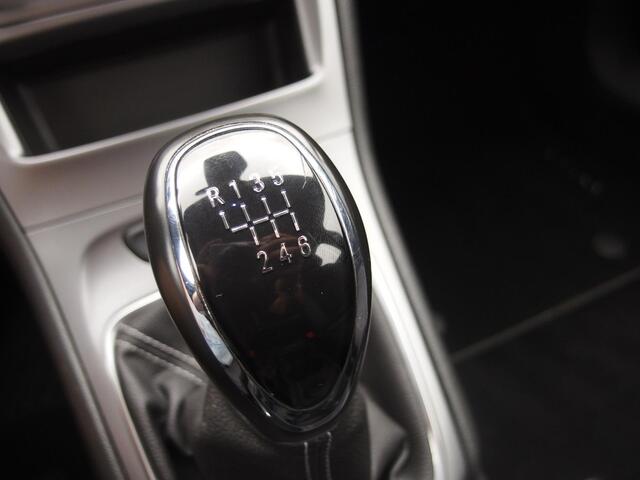 Opel ASTRA Sports Tourer 1.2 110PK Business Edition NAVI / CLIMA / PDC / COMFORTSTOEL / CARPLAY / NL-AUTO