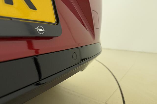 Opel ASTRA 1.6 Plug-In Hybrid Ultimate 5-Deurs | ECC | Navigatie | Elektrisch Schuif/Kanteldak | Winter Pakket | Camera | Parkpilot | Cruise control | LM-Velgen