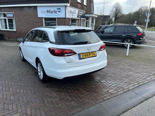 Opel ASTRA Sports Tourer 1.4 Edition AUTOMAAT CAMERA CLIMA NAVI