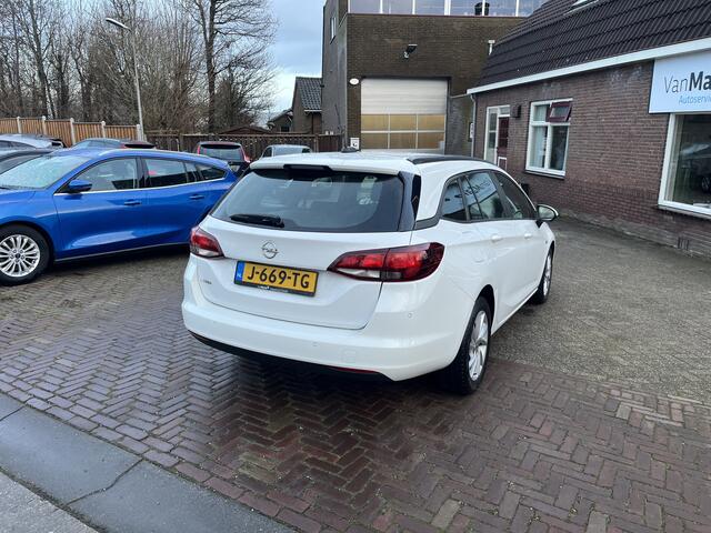 Opel ASTRA Sports Tourer 1.4 Edition AUTOMAAT CAMERA CLIMA NAVI