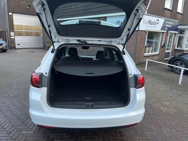 Opel ASTRA Sports Tourer 1.4 Edition AUTOMAAT CAMERA CLIMA NAVI