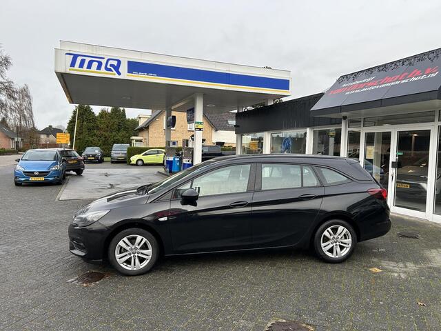 Opel ASTRA Sports Tourer 1.2 Edition