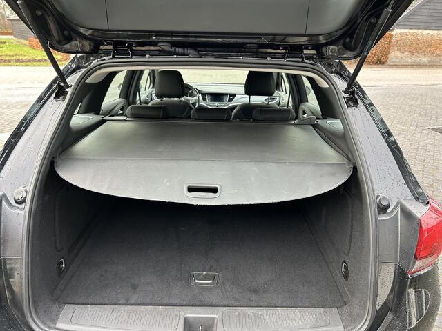 Opel ASTRA Sports Tourer 1.2 Edition