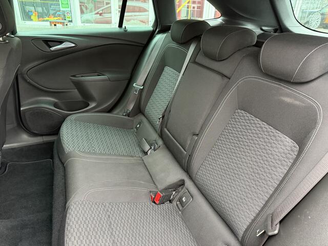 Opel ASTRA Sports Tourer 1.4 Turbo Online Edition Comf.intr, Navigatie, Trekhaak, Climate contr, Stuur+stoelverw, etc..!!