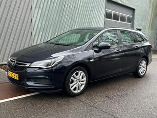 opel-astra-sports-tourer-1.6-cdti-1