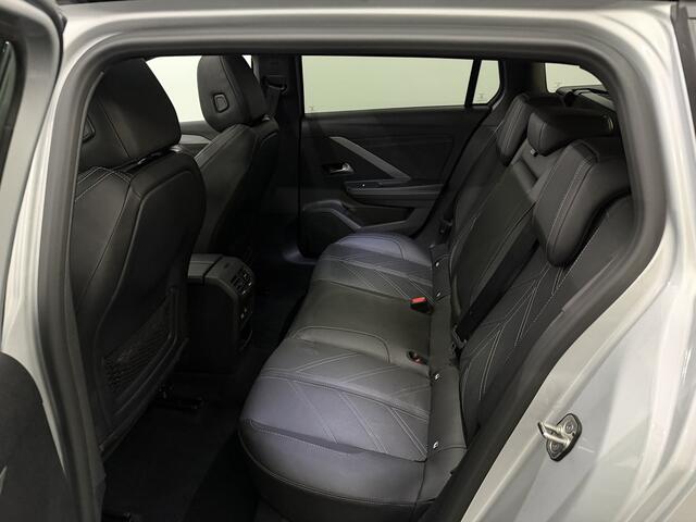 Opel ASTRA 1.2 Turbo Ultimate Panoramadak, 360 Camera, Navi, Memory stoelen, Head-up display, Keyless start, Elektrische achterklep