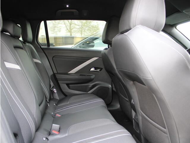 Opel ASTRA Sports Tourer HYBRID 145 GS FULL OPTIONS