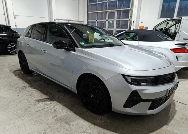 Opel ASTRA 1.2 Turbo GS Black line/Stoel+Stuurverwarming/Camera.