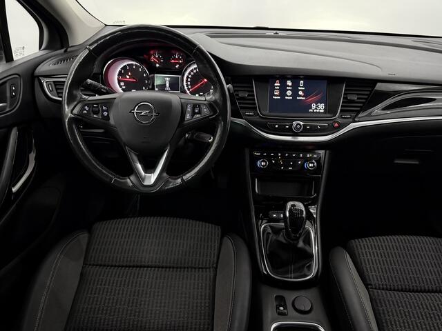 Opel ASTRA Sports Tourer 1.2 Blitz Elegance Half leder, Navi, Parkeersensoren, Stoelverwarming, Rijstrook correctie, A start stop, Cruise control