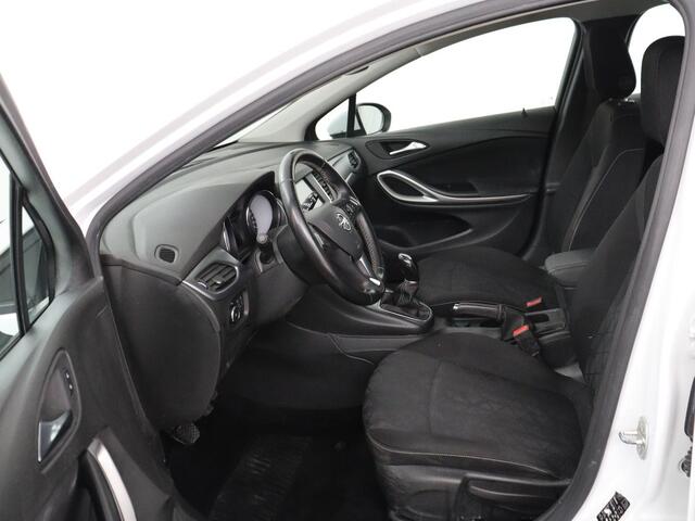 Opel ASTRA 1.0 Turbo 120 Jaar Edition | Trekhaak | Carplay | Navigatie | Cruise control | Airco | Parkeerhulp | LED | 16'' Lichtmetalen velgen