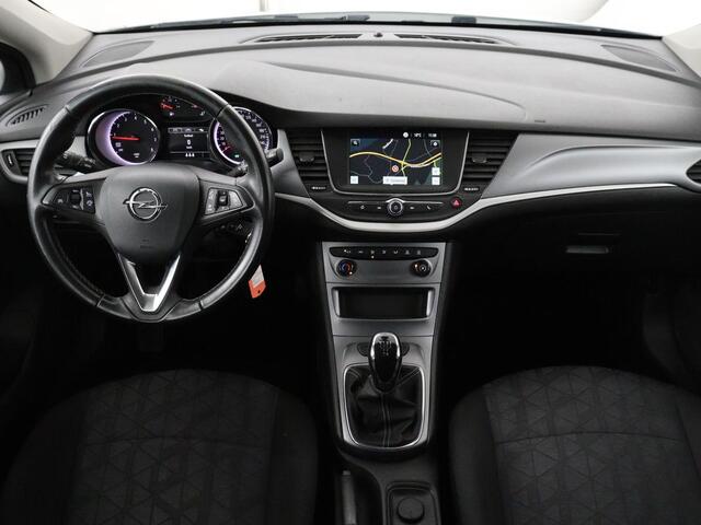 Opel ASTRA 1.0 Turbo 120 Jaar Edition | Trekhaak | Carplay | Navigatie | Cruise control | Airco | Parkeerhulp | LED | 16'' Lichtmetalen velgen