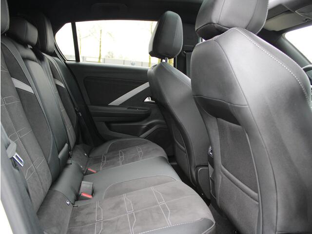 Opel ASTRA 1.2 Turbo Hybrid Ultimate Automaat | Navi / Panoramadak / Camera