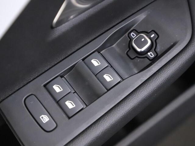 Opel ASTRA 1.2 Turbo Business Ed. Nav/Winterpakket/Agr