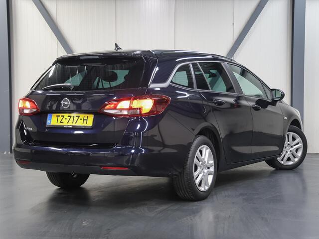Opel ASTRA ST 105PK Online Edition | 1ste eigenaar | AppleCarplay/AndroidAuto | Climate Control | Cruise Control | Bluetooth | Parkeersensoren | Navigatie | Armsteun | Isofix | Privacy Glass |
