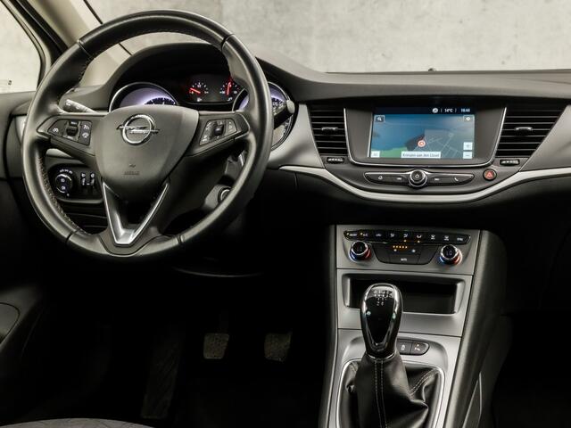 Opel ASTRA Sports Tourer 1.0 Turbo 120 Jaar Edition (APPLE CARPLAY, NAVIGATIE, CLIMATE, LED KOPLAMPEN, SPORTSTOELEN, CRUISE, PARKEERSENSOREN, GETINT GLAS, LM VELGEN, NIEUWSTAAT)