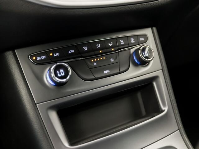 Opel ASTRA Sports Tourer 1.0 Turbo 120 Jaar Edition (APPLE CARPLAY, NAVIGATIE, CLIMATE, LED KOPLAMPEN, SPORTSTOELEN, CRUISE, PARKEERSENSOREN, GETINT GLAS, LM VELGEN, NIEUWSTAAT)
