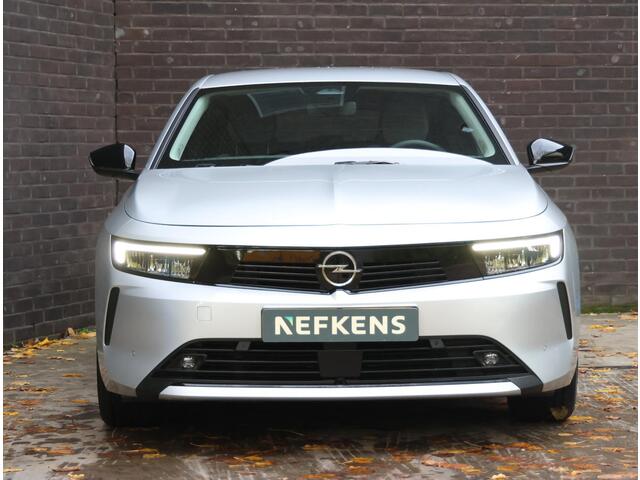 Opel ASTRA Business Edition 110PK | 1ste eigenaar | AppleCarPlay/AndroidAuto | Camera | Navigatie | FULL LED | Stoel/Stuur verwarmd | AGR Bestuurdersstoel | Adaptive CruiseControl | Isofix | Privacy Glass |