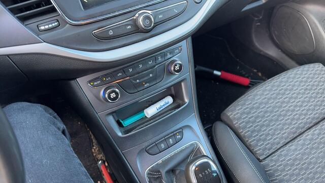 Opel ASTRA Sports Tourer 1.0 Turbo Business 105pk Trekhaak | Comfort Stoelen | Metaal lak | Climate control | Lichtmetalen velgen