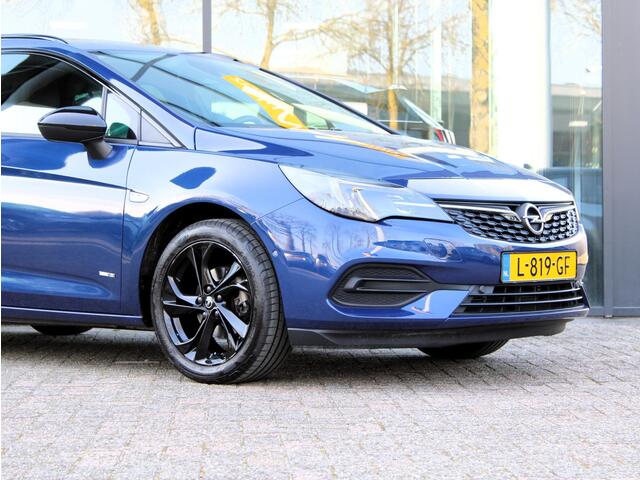 Opel ASTRA Sports Tourer 1.2 Design & Tech | Navi / Camera / Climate