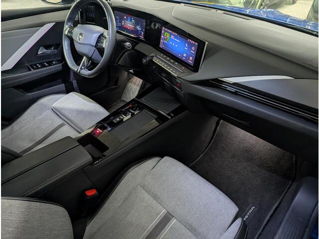 Opel ASTRA Elegance 1.6 HYbrid PHEV 180pk e-EAT8 | AGR-STOEL | WINTER PACK | 180° CAMERA | NAVI | DODEHOEKBEW. | KEYLESS | ISOFIX | STOELVERW. |