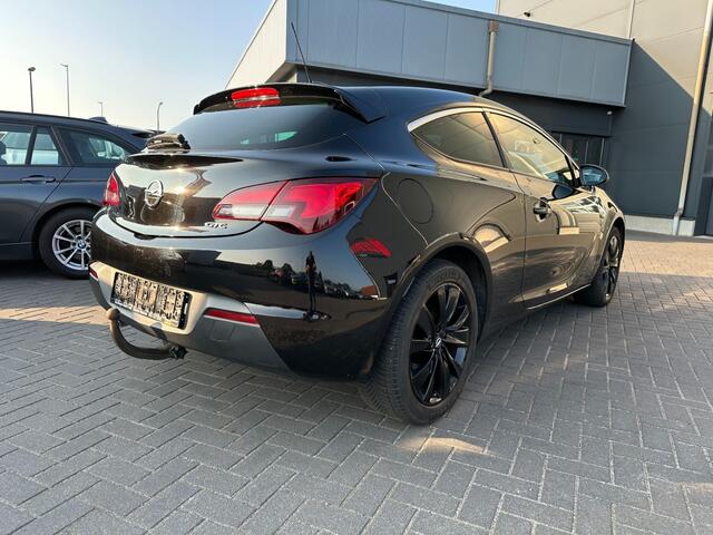 Opel ASTRA 1.4 T GTC Black Edition Clima Leder Trekhaak
