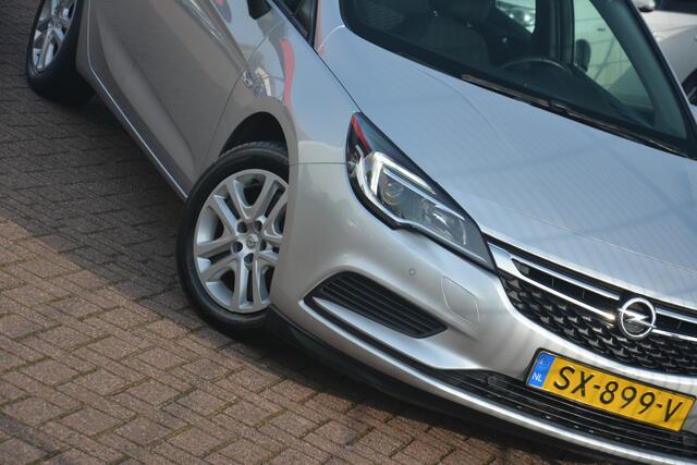 Opel ASTRA Sports Tourer 1.6 CDTI Online Edition | LED | Apple Carplay/Andriod auto | Parkeer Sensoren | Adaptive Cruise Control | NL Auto!! |