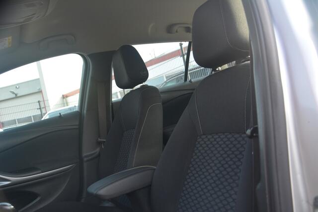 Opel ASTRA Sports Tourer 1.6 CDTI Online Edition | LED | Apple Carplay/Andriod auto | Parkeer Sensoren | Adaptive Cruise Control | NL Auto!! |