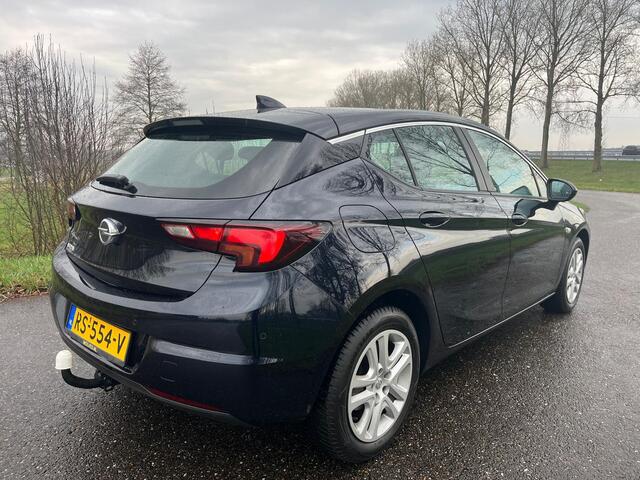 Opel ASTRA 1.0 Online Edition