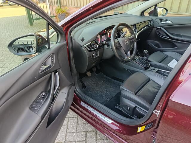 Opel ASTRA Sports Tourer 1.6 Turbo Innovation | Airco | Cruise Controle | keyless entry | 200 pk | Leer |