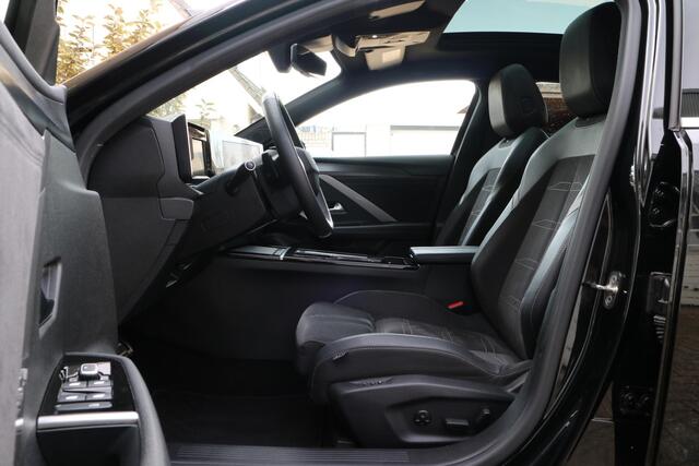 Opel ASTRA 1.6 Turbo Plug In Hybrid Ultimate | AGR stoelen | Trekhaak! |