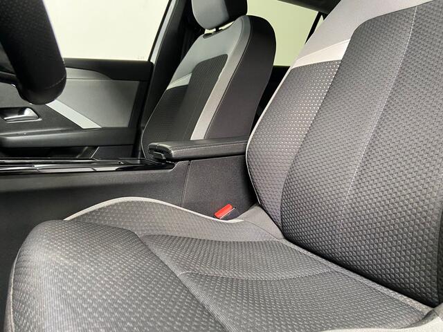 Opel ASTRA Sports Tourer 1.6 Hybrid Business Edition