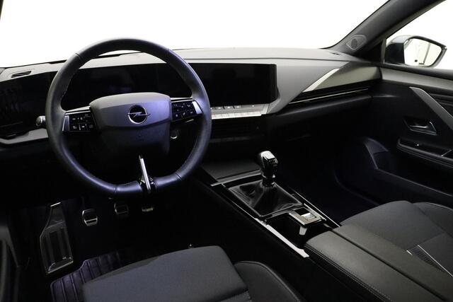 Opel ASTRA Sports Tourer 1.2 Level 4 130 PK | Navigatie | Climate control | Rondomzicht Camera | Zwart dak | Keyless | Draadloze telefoonlader | Lichtmetalen velgen Black