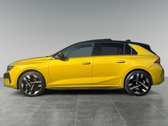 Opel ASTRA Electric Ultimate GS EV 58kWh 156pk | NIEUW MODEL! | SCHUIF/KANTELDAK | ALCANTARA/ LEDEREN BEKLEDING | NAVI | ISOFIX |