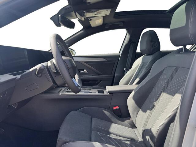 Opel ASTRA Electric Ultimate EV 58kWh 156pk | ALCANTARA | SCHUIFKANTELDAK | STOEL + STUUR + VOORRUITVERW. | 18 INCH LM-VELGEN | NAVI | CAMERA | MASSAGE STOELEN |