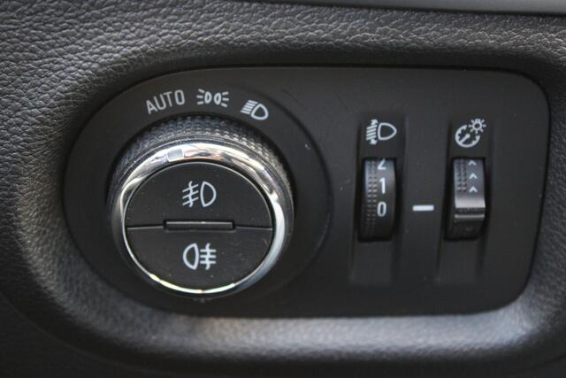 Opel ASTRA Sports Tourer 1.2 Business Edition