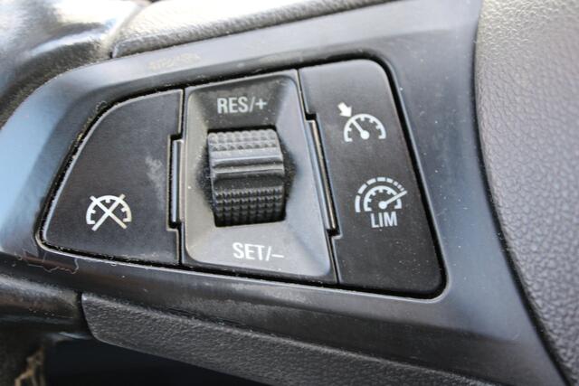 Opel ASTRA Sports Tourer 1.2 Business Edition