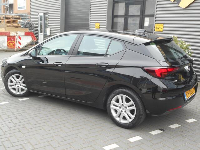 Opel ASTRA 1.0 Online Ed.