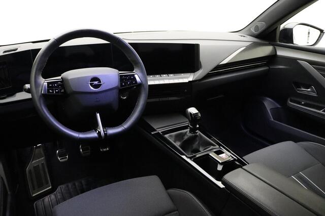 Opel ASTRA Sports Tourer 1.2 Turbo 130pk GS | Navigatie | Rondomzicht camera | Climate Control | Stoel- en Stuurverwarming | Lichtmetalen velgen | Keyless | Getint glas